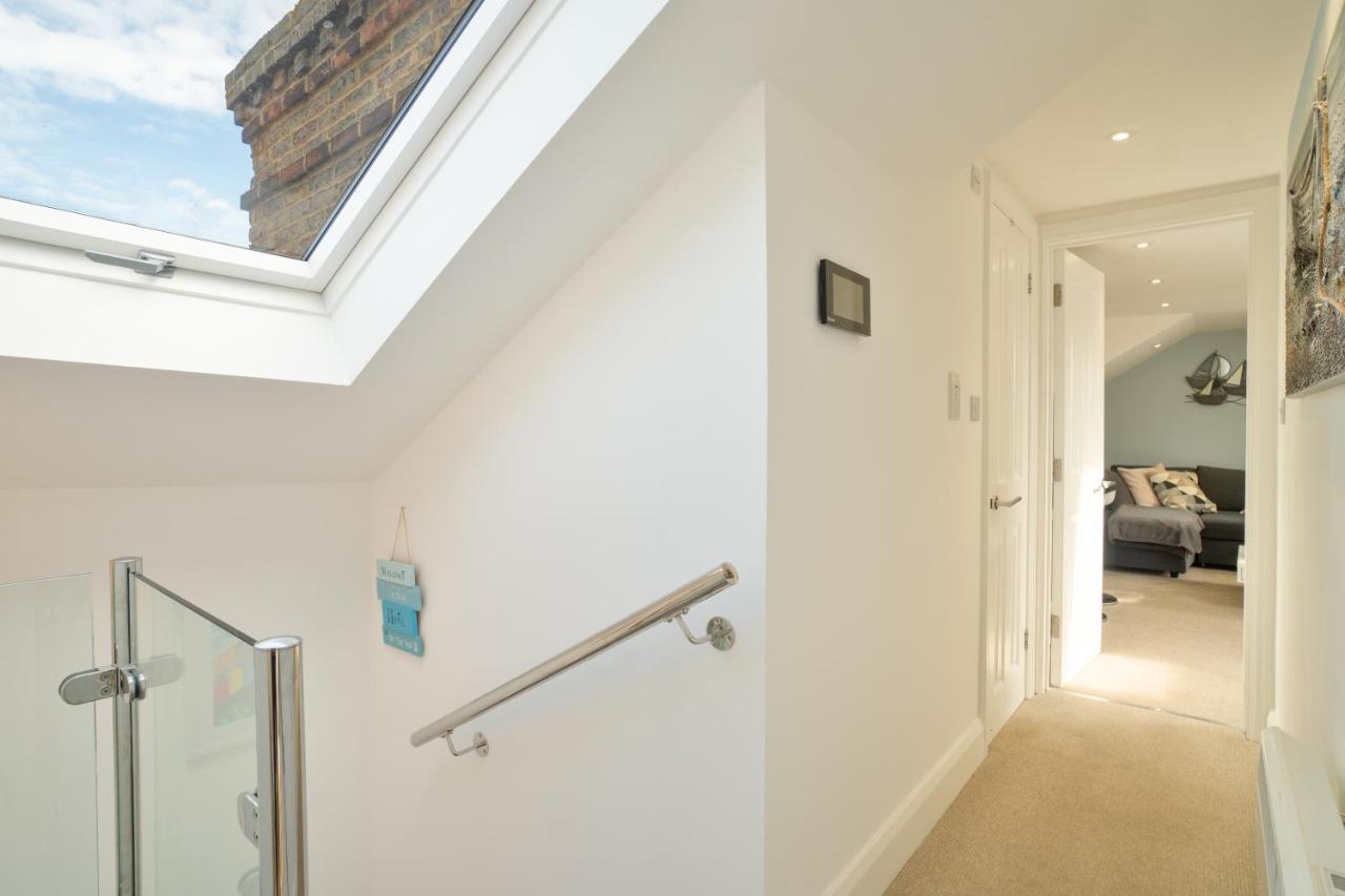 Stylish Herne Bay Apartment By The Sea Bagian luar foto